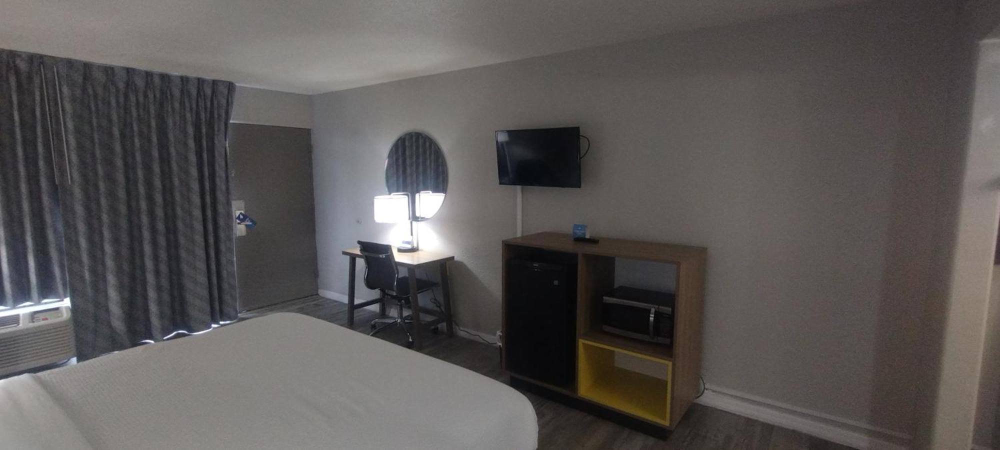 Days Inn By Wyndham Wildwood I-75 Экстерьер фото