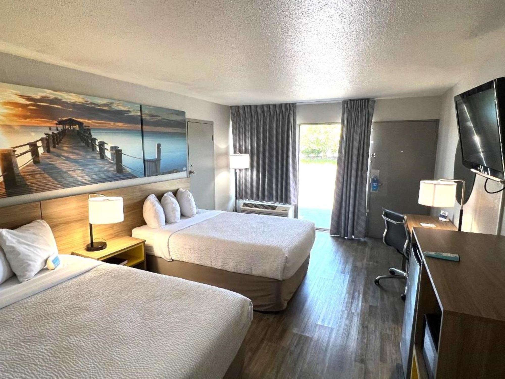 Days Inn By Wyndham Wildwood I-75 Экстерьер фото